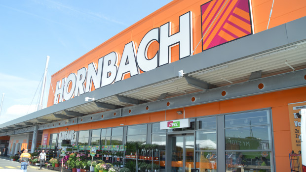 Hornbach expects that group sales will grow between 14 per cent and 18 per cent in the fiscal year 2020/2021.