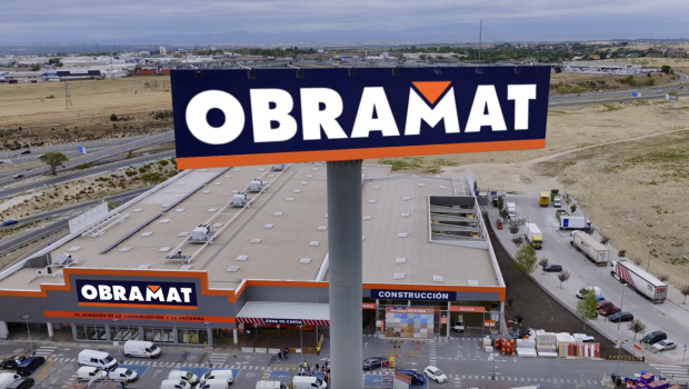 Obramat operates 32 stores in Spain.